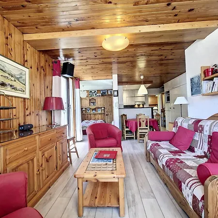 Isere - Grand Dans Le Centre Mae-1713